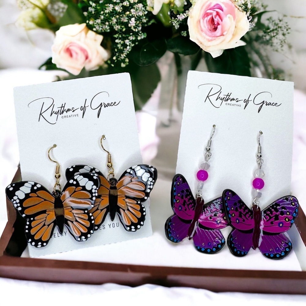 Fluttering Elegance: Enchanting Butterfly Dangle Earrings for Easter & Beyond!🦋